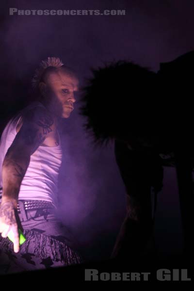 THE PRODIGY - 2010-04-17 - PARIS - Zenith - 